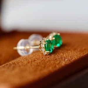 Pendientes de Oro Amarillo de 18K con Diamantes Naturales y Esmeraldas Xinfly, Diseño de Halo Radiante, Joyería Fina Elegante, Envío Inmediato, Unisex - Product Image 1