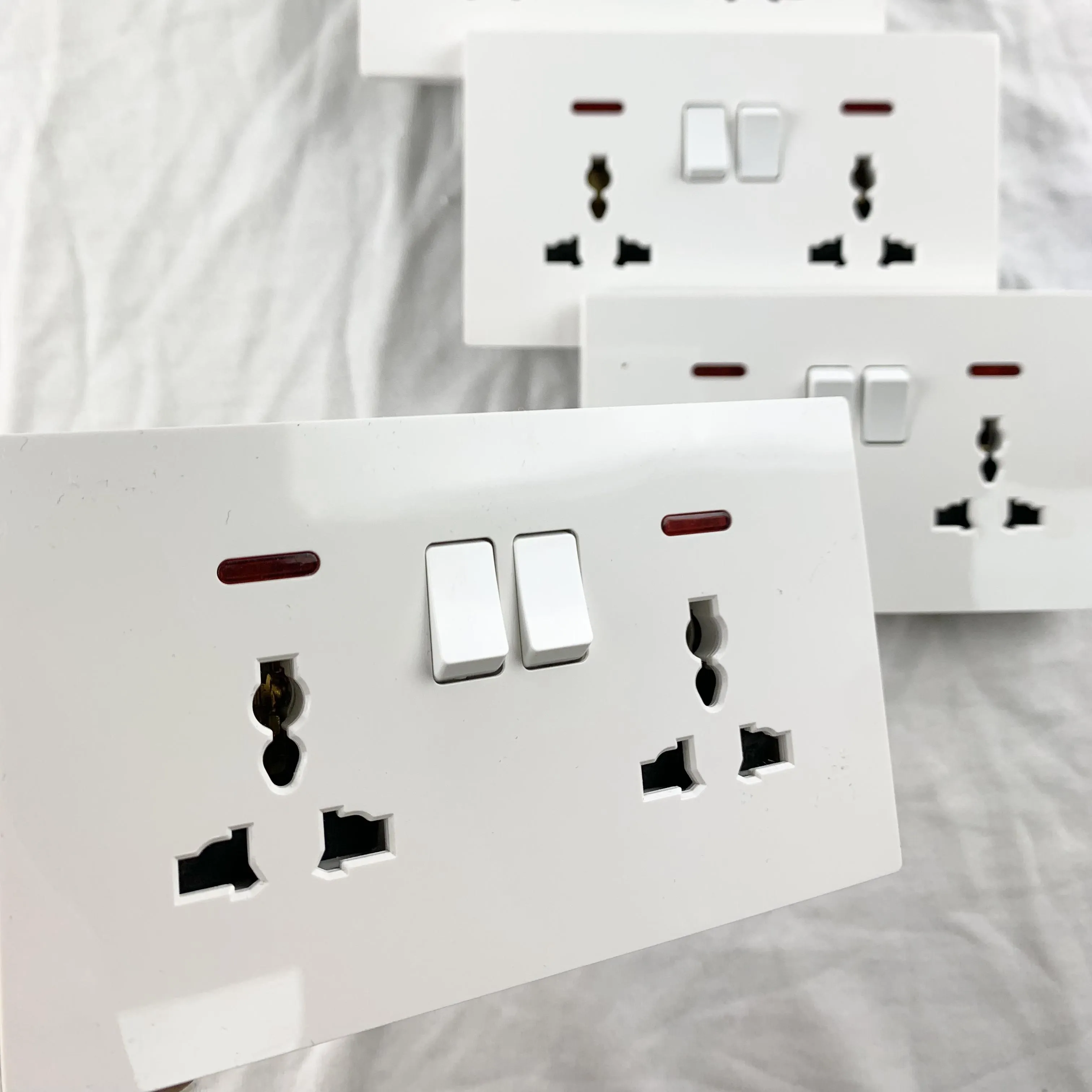 High quality wall socket with switch outlet Electric Light Switch home kitchen double switch multi plug