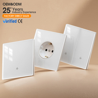 En gros Panneau mural tactile en verre trempé pour interrupteurs et prises, UK 13A, 1, 2 ou 3 modules, simple ou double allumage