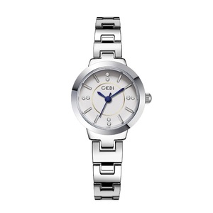 Relojes de cuarzo sencillos en plata y oro, relojes de lujo para mujer con correas de aleación. - Product Image 2