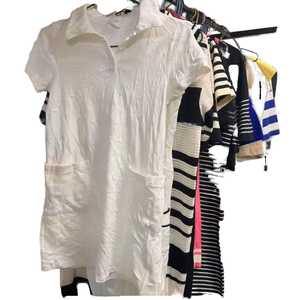 เสื้อเชิ้ตผู้ชายผ้าโพลีเอสเตอร์ผสมคอตตอน สีตามสั่ง แต่งผ้าเดนิมตัดต่อ กระเป๋าปะผ้าเดนิม แขนสั้น ทรงปกติ สวมใส่สบาย ระบายอากาศได้ดี เหมาะสำหรับฤดูร้อน - Product Image 1