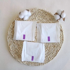 Serviettes hygiéniques OEM et produits de protection avec ailettes, super absorbantes en coton avec ions négatifs pour l'hygiène personnelle - Product Image 3