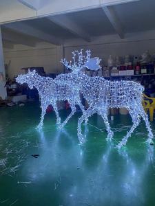 Lumière de décoration de cerf à motif de fête d'événement commercial extérieur Nouvelles lumières de motif de renne géantes de Noël personnalisées - Product Image 3