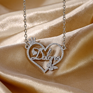 Collana con Ciondolo Personalizzato in Acciaio Inox Placcato Oro 18K, Catena a Maglie con Incastonatura a Griffe per Occasioni Femminili - Product Image 4