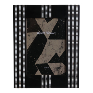 Cornice portafoto Maison Illuminare 5x7 pollici con design a righe, da tavolo - Product Image 1