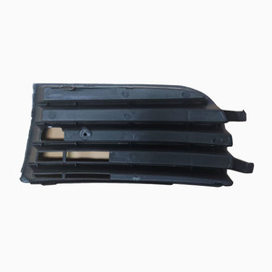 Biseles para Faros Antiniebla para Volkswagen Golf 5 1K0853665B 1K0853666B, Lado Izquierdo y Derecho, Material PP, Fijación con Tornillos - Product Image 3