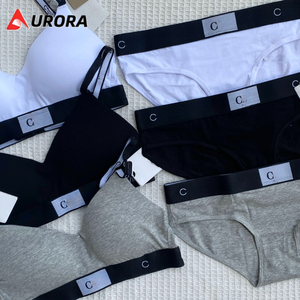 Set Intimo Femminile di Alta Qualità con Reggiseno a Balconcino e Slip, Motivo a Lettere, Disponibile in 3 Colori - Product Image 3