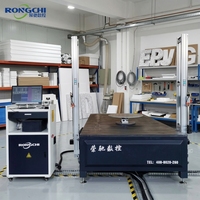 Machine de découpe au fil chaud CNC industrielle Rongchi pour la découpe de formes 3D, de signalétique, de modèles et de décorations en polystyrène expansé EPS XPS