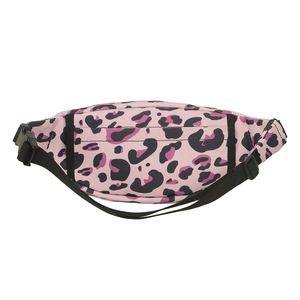Bolso de Pecho Personalizado con Estampado de Leopardo, Resistente al Agua, con Bolsillo con Cremallera, Bolso Cruzado para Mujer, Uso Diario, Invierno 2023 - Product Image 1