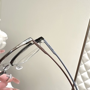 Monture de lunettes rectangulaire pour homme Danyang 20600, monture intégrale, verres en acrylique, style professionnel léger - Product Image 4