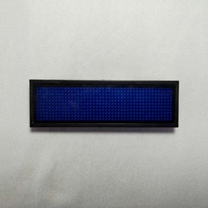 Mini-écran LED ultra-lumineux à défilement de caractères pour badge - Product Image 2