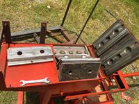 Machine à briques de terre interverrouillées XM2-40 / Machine à blocs de terre compressés / Machine à fabriquer des briques d'argile Pompe Facile à utiliser Faible