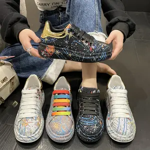 2023 baskets de luxe décontractées à paillettes pour femmes, baskets plates à la mode, clunky bling, chaussures de skate à strass colorées pour femmes