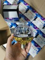 Décoration de noël E27 cristal rotatif boule magique lumière tête mobile dj ampoule disco scène fête éclairage rvb led lumière de scène