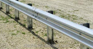 Barrera de acero <span class=keywords><strong>HDG</strong></span> Autopista Barrera de choque de haz de acero de metal de dos ondas Barandilla - Product Image 2