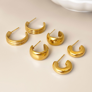 ต่างหูแบบติดหูทรงหนาเคลือบทอง 18k สำหรับผู้หญิง ทำจากทองแดง - Product Image 1