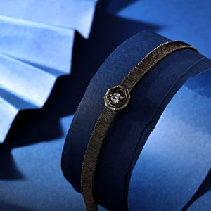 สร้อยข้อมือเงินแท้ 925 ชุบโรเดียมสีดำ ประดับมุกน้ำจืดทรงเรขาคณิต ประดับเพชรซิร์คอน ดีไซน์ทันสมัย สไตล์คริสเตียน คุณภาพสูง สวยงาม สำหรับโปรโมชั่น - Product Image 3