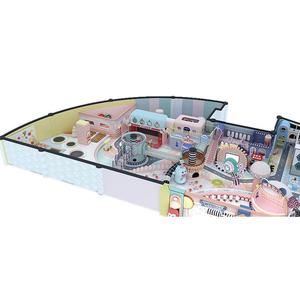 Équipement de terrain de jeux intérieur de luxe Flyun, grand toboggan, <span class=keywords><strong>trampoline</strong></span>, carrousel pour centre commercial et usage commercial FEC - Product Image 1