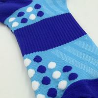 Chaussettes de cyclisme personnalisées DY en gros avec logo, respirantes, pour sport en extérieur, course à pied, tricotées en vrac, pour hommes, plusieurs couleurs, chaussettes de course OEM