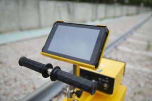 Détecteur de défauts numérique à ultrasons pour voies ferrées, idéal pour la construction et la maintenance ferroviaires - Product Image 3