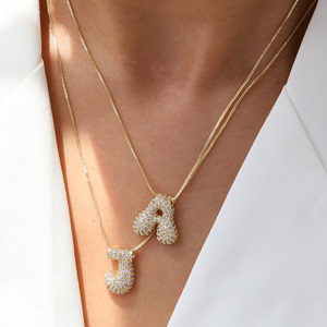 Trendige Initialen-Anhänger-Halskette für Damen und Herren, Zierliche Pave-Bubble DIY-Namenskette mit Gliederkette aus Messing und Zirkonia für Partys - Product Image 2