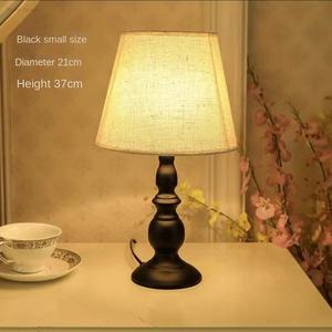 Lámpara de Escritorio Moderna Minimalista LED Eléctrica Redonda de Tela Blanca con Interruptor de Botón para Uso en Hoteles y Decoración del Hogar - Product Image 6