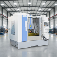 Centre d'usinage vertical CNC 3 axes VMC 850, machine de fraisage CNC pour métaux VMC850 avec système FANUC