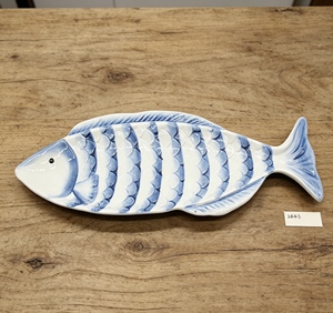Piatto in Ceramica Dipinto a Mano Blu e Bianco a Forma <span class=keywords><strong>di</strong></span> <span class=keywords><strong>Pesce</strong></span>, Vassoio <span class=keywords><strong>per</strong></span> Servire Frutti <span class=keywords><strong>di</strong></span> Mare e Sushi, Decorazione <span class=keywords><strong>per</strong></span> Tavola, Regalo - Product Image 1