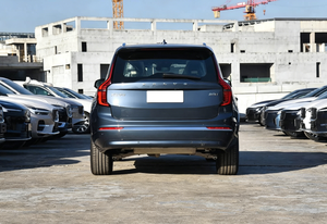 2026 <span class=keywords><strong>XC90</strong></span> <span class=keywords><strong>B5</strong></span> <span class=keywords><strong>AWD</strong></span> Core Luxury, SUV Familiar Híbrido de 5 Plazas, Eficiente en Consumo de Combustible, con Sistema de Seguridad Avanzado - Product Image 4
