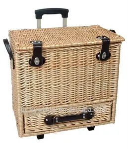 Luxury wicker picnic hamper with drawer for 4 person
