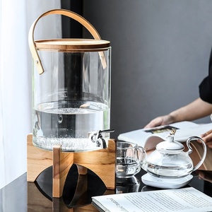 Distributeur <span class=keywords><strong>de</strong></span> boissons en verre très populaire avec support et poignée en bois, grande capacité, avec robinet pour brassage <span class=keywords><strong>maison</strong></span> - Product Image 1