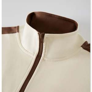 เสื้อฮู้ดแบบสวมหัวมีซิปสีน้ำตาลสำหรับผู้ชายเสื้อมีฮู้ดปักลายโลโก้แบบเรียบๆออกแบบได้ตามต้องการ - Product Image 3