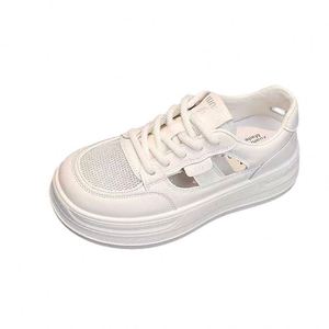 Chaussures de skate populaires pour femmes, à lacets, en maille ouverte respirante, semelle épaisse, blanches, automne/hiver - Product Image 5