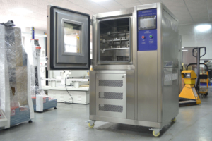ห้องทดสอบการยืดหยุ่นของหนังที่อุณหภูมิต่ำตามมาตรฐาน ISO 17233 และ ASTM D1790 - Product Image 2