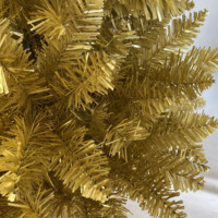 Modèles spéciaux Vente en gros en usine Mini arbre de Noël artificiel noir mélangé de 60 cm et 24 pouces en PVC et or pour la décoration intérieure
