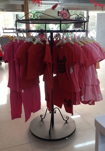 Negozio di <span class=keywords><strong>abbigliamento</strong></span> appendiabiti rotondo dorato, vestiti per bambini in metallo girevole da pavimento, espositore per biancheria intima. - Product Image 2