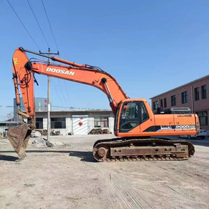 Excavadora Hidráulica Usada Original Coreana Doosan DH300LC-7 de 30 Toneladas, Bajas Horas de Trabajo, Acoplador Rápido, Martillo Rompedor, Certificación CE Daewoo - Product Image 1