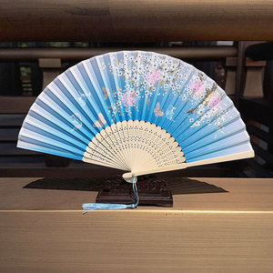 Éventail pliant artisanal <span class=keywords><strong>en</strong></span> <span class=keywords><strong>bambou</strong></span> avec logo personnalisé, écologique, à baleines <span class=keywords><strong>en</strong></span> bois, pour la décoration intérieure et les événements de mariage et de fête - Product Image 3