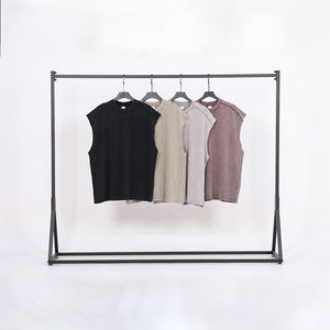 Camiseta sin mangas de algodón con ribetes de bambú, lavado vintage, diseño con parches y adornos de tachuelas, estilo casual. - Product Image 3