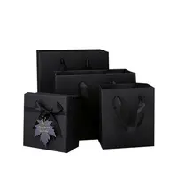 कस्टम लोगो मिश्रित काले पेपर बैग बैग ग्रे शीर्ष गुणवत्ता परिधान कागज पैकेज बैग
