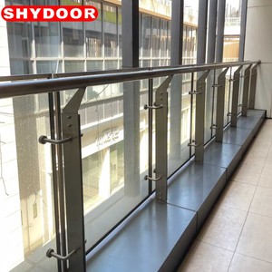 Rampe d'escalier en <span class=keywords><strong>acier</strong></span> inoxydable 304 pour intérieur et extérieur - Design moderne, robuste, résistant à la rouille, à la corrosion et aux intempéries - Product Image 6