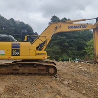 Excavatrice hydraulique Komatsu PC200-11M0 d'occasion de haute qualité, 20 tonnes, machine sur chenilles d'occasion pour les projets d'infrastructure minière