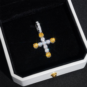 สร้อยคอจี้กากบาทเคลือบทอง18K ลายฮิปฮอปเย็นออกแบบได้ตามต้องการ - Product Image 3
