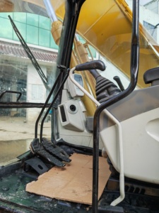 รถขุดมือสอง Caterpillar 320C ราคาถูก ประหยัดน้ำมัน เหมาะสำหรับงานฟาร์ม ถนน เหมือง และก่อสร้าง จัดส่งรวดเร็ว - Product Image 5