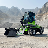 Camion malaxeur à béton autochargeant avec une grande trémie d'alimentation, empêchant efficacement le blocage des matériaux