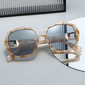 Lunettes de soleil polygonales surdimensionnées vintage tendance 2025 avec logo personnalisé, protection UV400, monture large hexagonale - Product Image 2