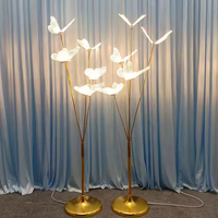 Réverbère de luxe à LED papillon à cinq têtes avec alimentation en courant alternatif en métal pour la décoration de la maison mariages et événements de fête