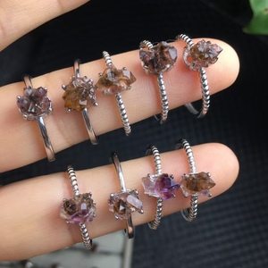 Vente en gros de bagues en pierre brute <span class=keywords><strong>Huang</strong></span> Chaoqi incrustées d'argent S925 Accessoires de mode naturels - Product Image 3