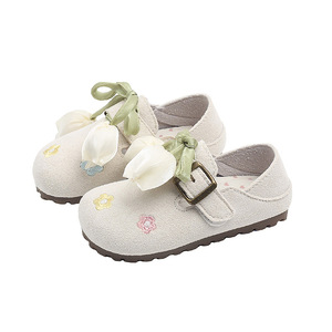 Zapatos de cuero pequeños franceses para niños, novedad de otoño 2025, zapatos de princesa bordados para niñas, zapatos individuales Retro para estudiantes con cabeza redonda - Product Image 5