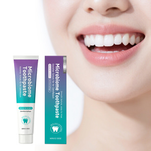 Dentifrice à la menthe naturelle - Sans fluor, pour dents sensibles, blanchissant et rafraîchissant l'haleine (Marque privée/Étiquette blanche) - Product Image 1
